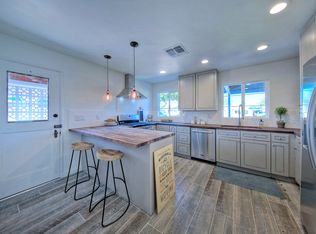 1645 E Earll Dr, Phoenix, AZ 85016