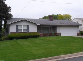 2575 Thurmont Rd, Akron, OH 44313