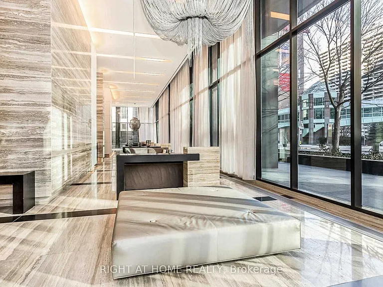 110 Charles St E #1702 — Photo 6