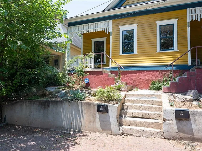 189 Berean Ave SE — Photo 35