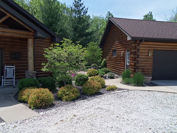 2nd image of 19334 Lakeview Dr