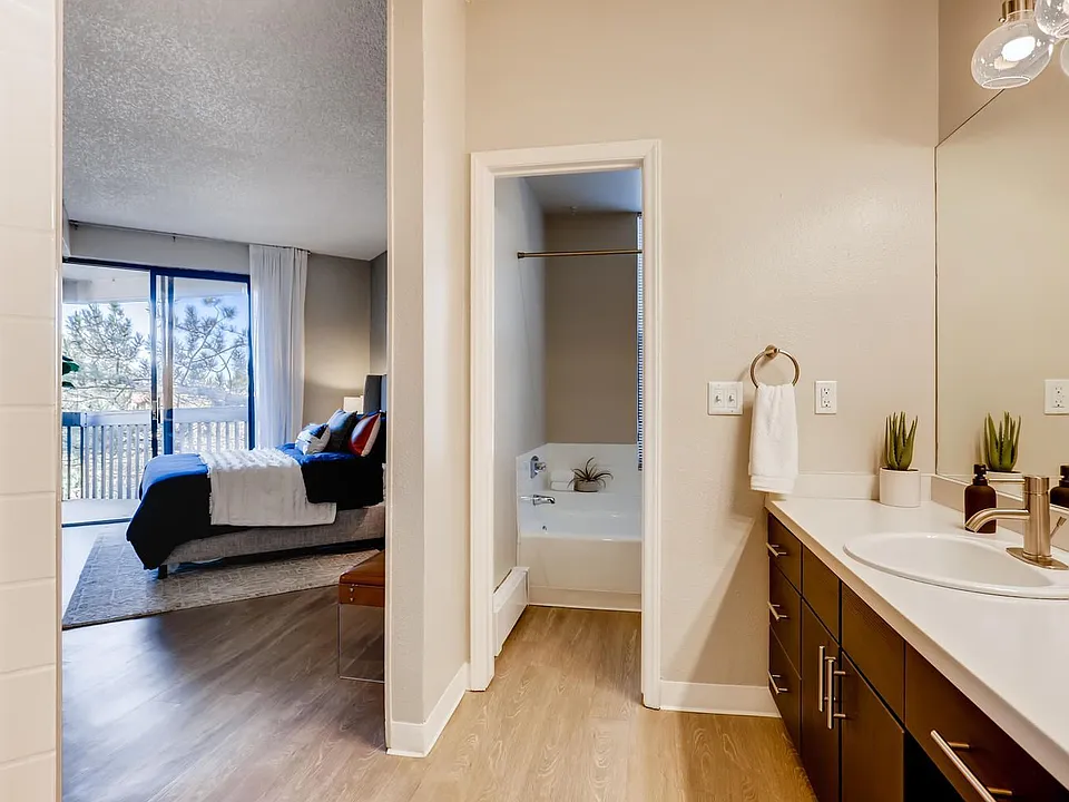 Alta Springs apartments community photo