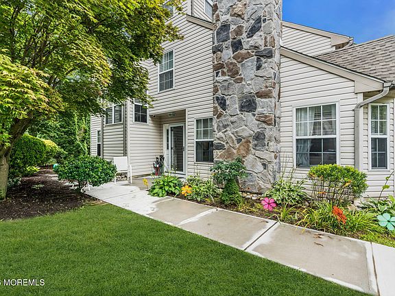 3rd image of 2907 Greenspire Ct #2907