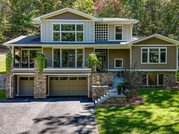 2312 Gold Point Cir S, Hixson, TN 37343
