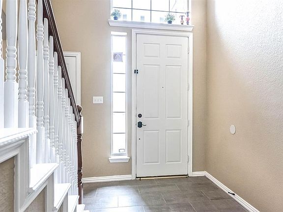 5th image of 8309 Bridespring Dr