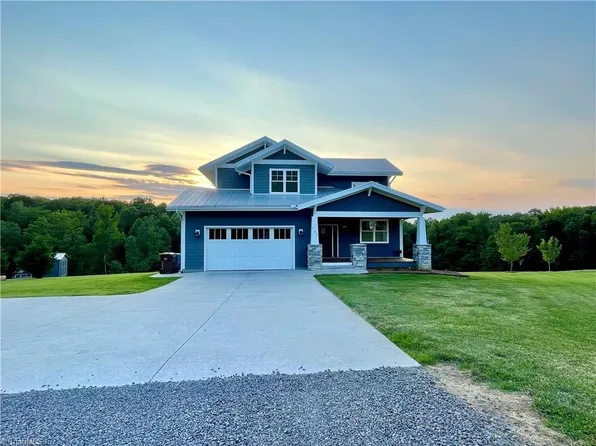 162 Finn Hollow Ln, Advance, NC 27006