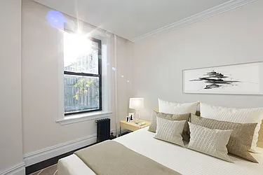 Rented by R New York