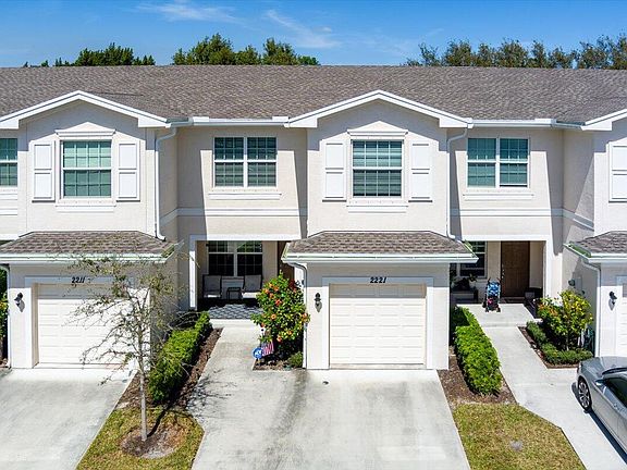 2nd image of 2221 NW Treviso Circle