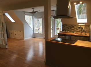 2440 Spalding Dr, Sandy Springs, GA 30350