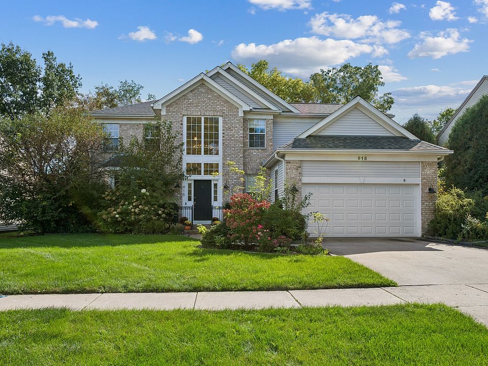 1st image of 915 Charlton Rd