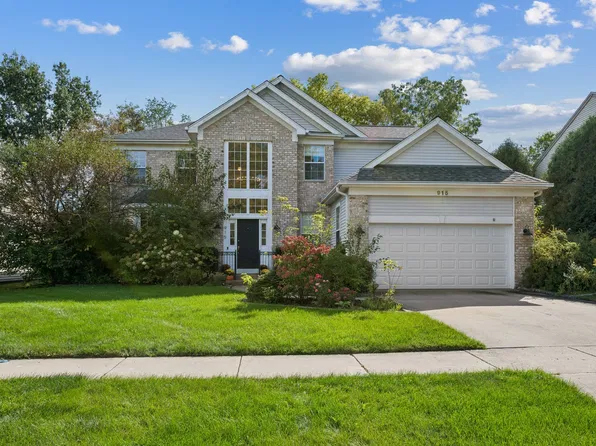 915 Charlton Rd, Lake Villa, IL 60046