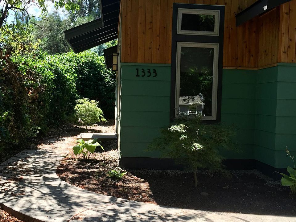 1st image of 1333 Lee St