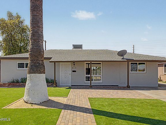2nd image of 2929 W LOMA Lane