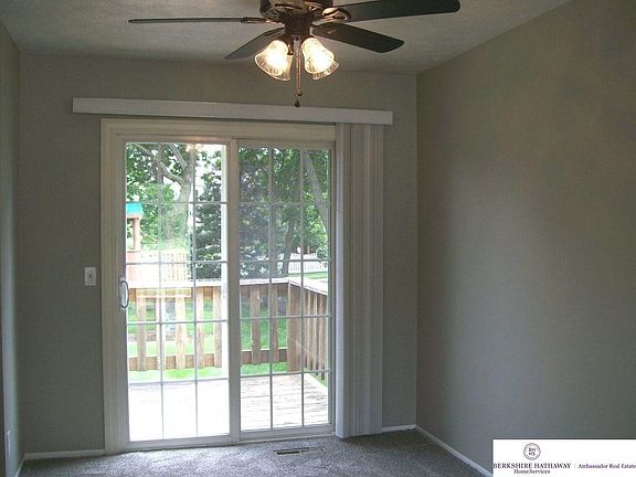 4th image of 9125 Park View Blvd
