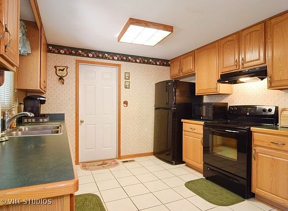 3rd image of 1000 Sharon Ln