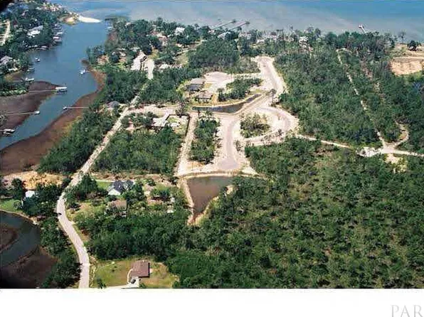 5556 Kailey Rd, Milton, FL 32583