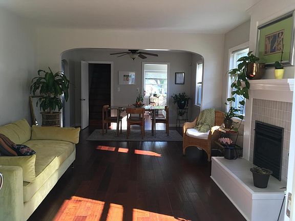 3rd image of 940 S Hague Ave