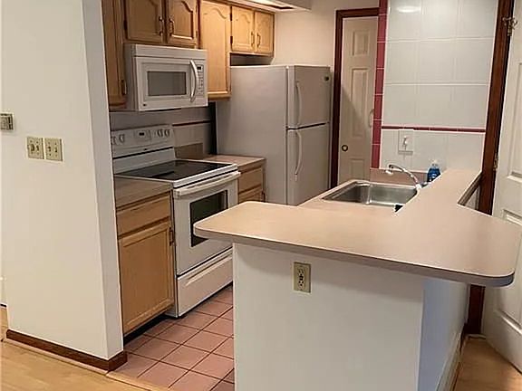 3rd image of 1 Keph Dr APT 5