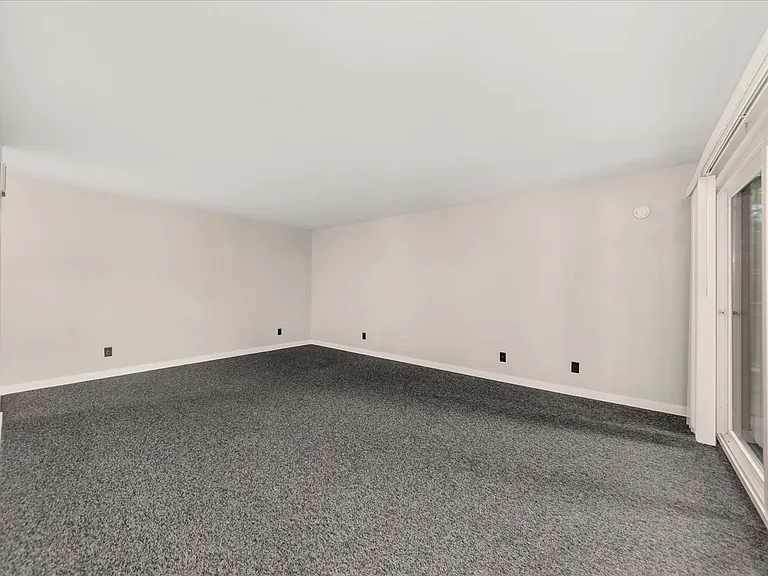 622 S Lincoln St #109 — Photo 29