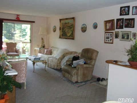 4th image of 253 Village Dr
