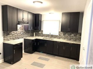 961 E 166th Pl, South Holland, IL
