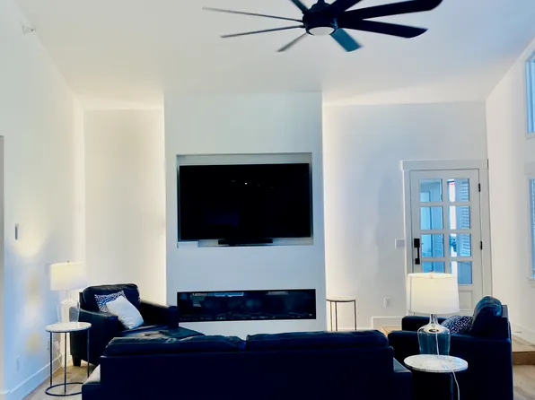 245 N Glenwood St #1, Jackson, WY 83001