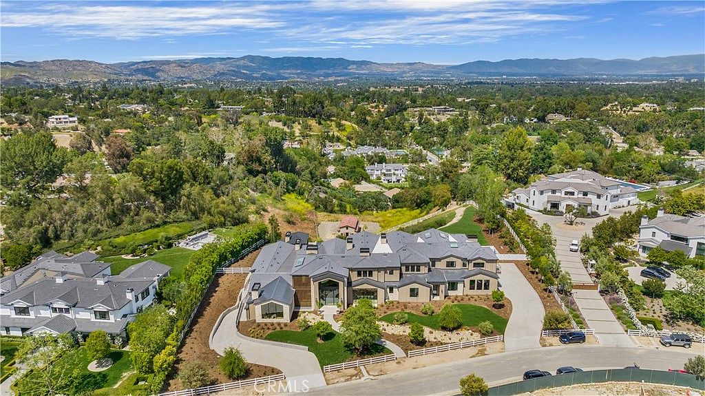 24105 Hidden Ridge Rd, Hidden Hills, CA 91302 | MLS #SR24104168 | Zillow