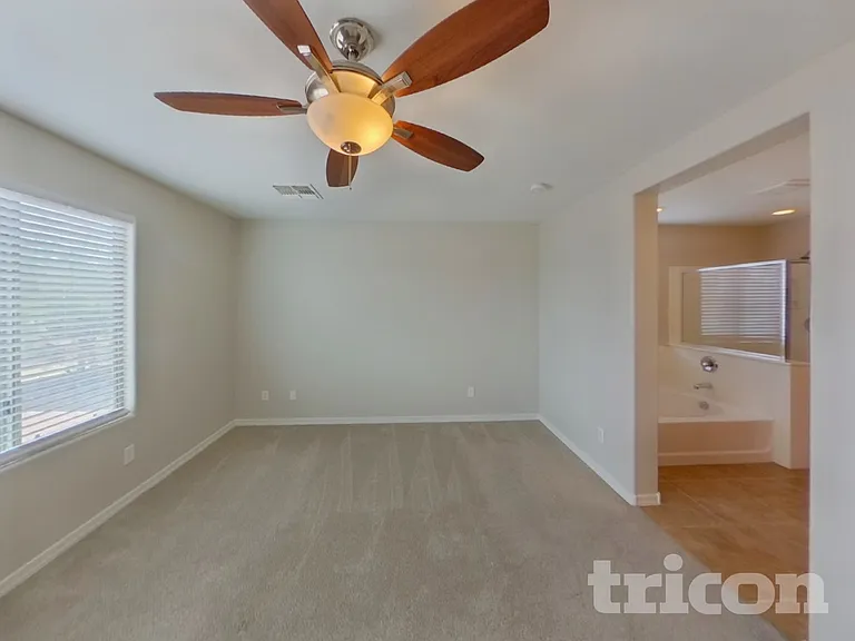 21338 N Denver Ct — Photo 8