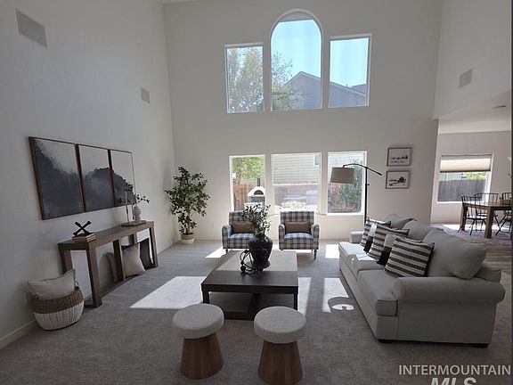 3rd image of 5103 N Zamora Way