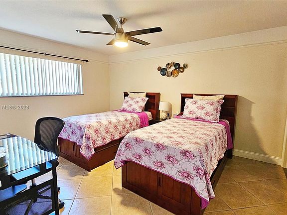 5th image of 8517 NW 7th St APT 201