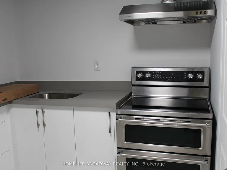 1240 Bantham St — Photo 21