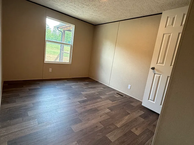 1275 Clifty Creek Rd — Photo 23