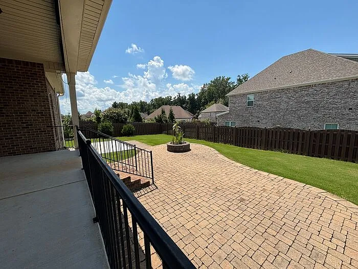 100 Middy Ln — Photo 38