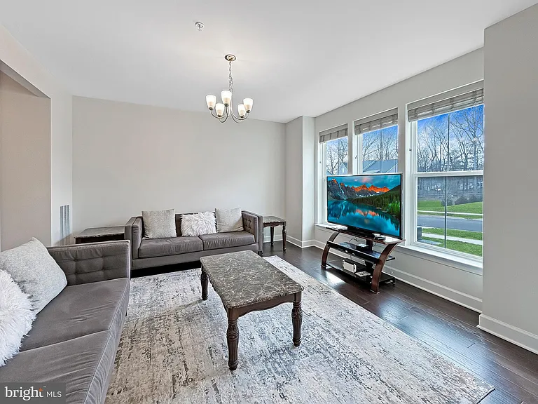 221 Red Oak Ridge Pl — Photo 17