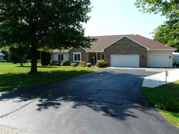 3710 E Rovi Dr, Milton, WI 53563