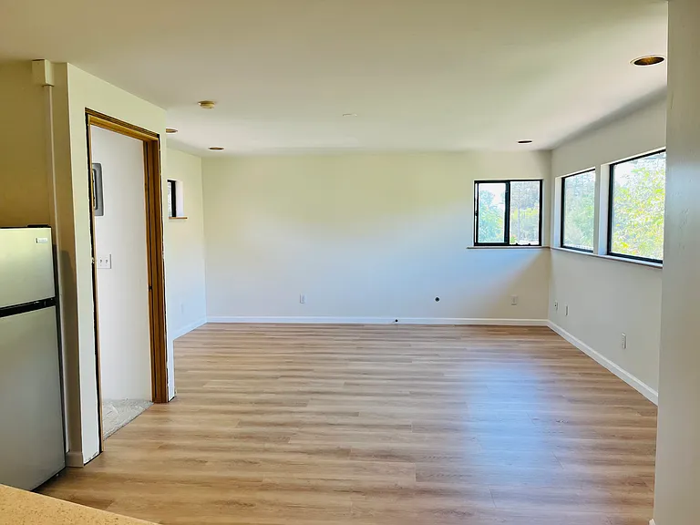 1680 San Luis Dr #A — Photo 3