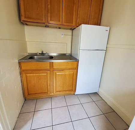 5th image of 86-30 98th St #4Z
