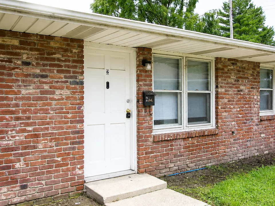 1214 S 2nd St #2