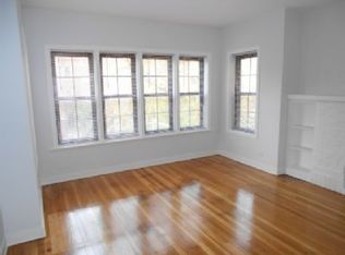 1735 W Albion Ave, Chicago, IL 60626