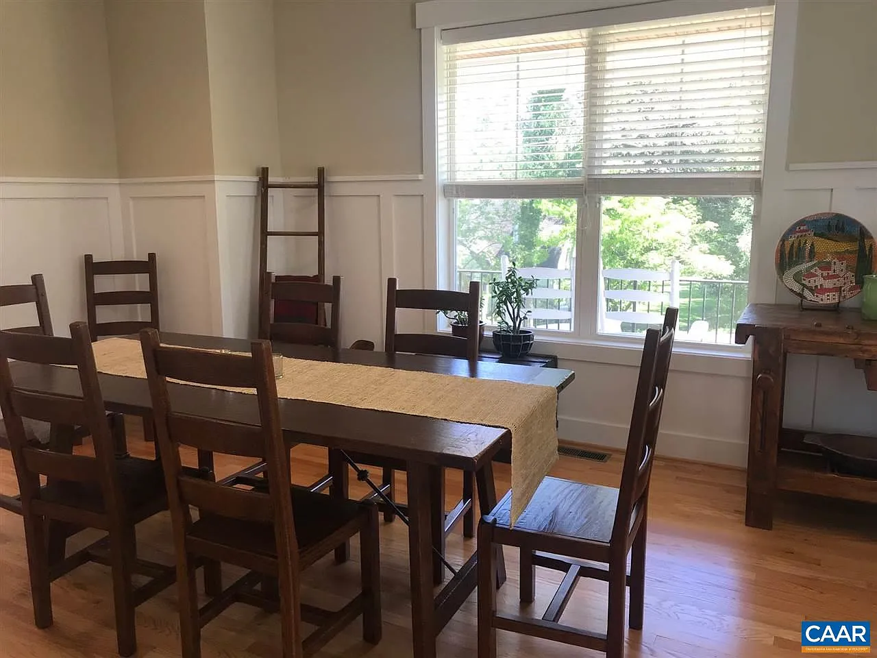 4 bed, 2.5 bath, 2783 sqft, $3,500 — Photo 4