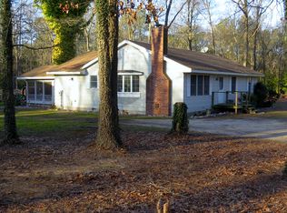 14091 Metompkin Rd, Hallwood, VA 23359