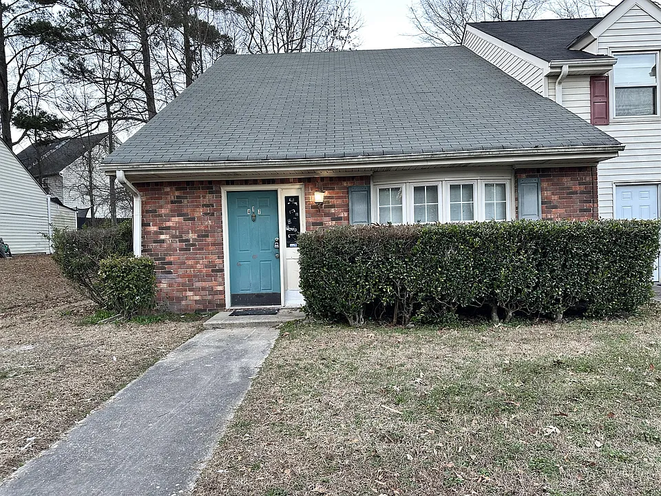 417 Patrick Henry Ct #1
