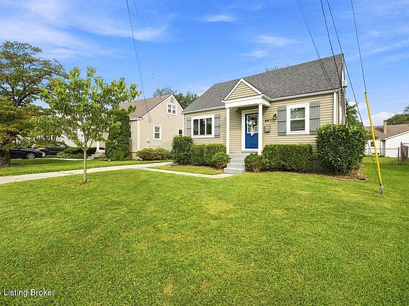 2nd image of 867 Parkway Dr