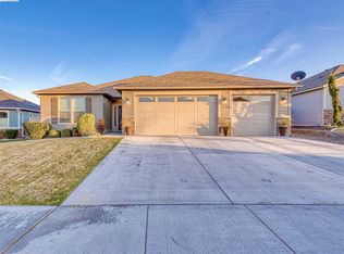 1122 N Montana St, Kennewick, WA 99336