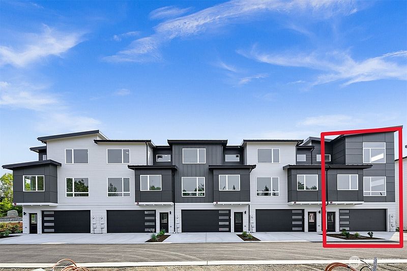 2nd image of 219 Prince Avenue #101