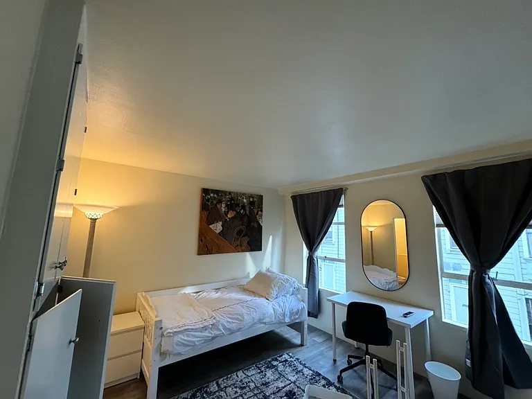 3143 Fillmore St #303 — Photo 2