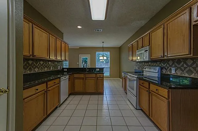 12475 Cajun Dr — Photo 16