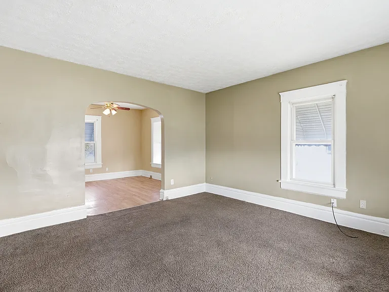 691 Lafollette St — Photo 7