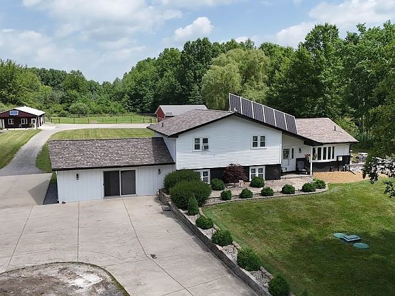 3rd image of 890 Bristol Champion Townline Rd NE