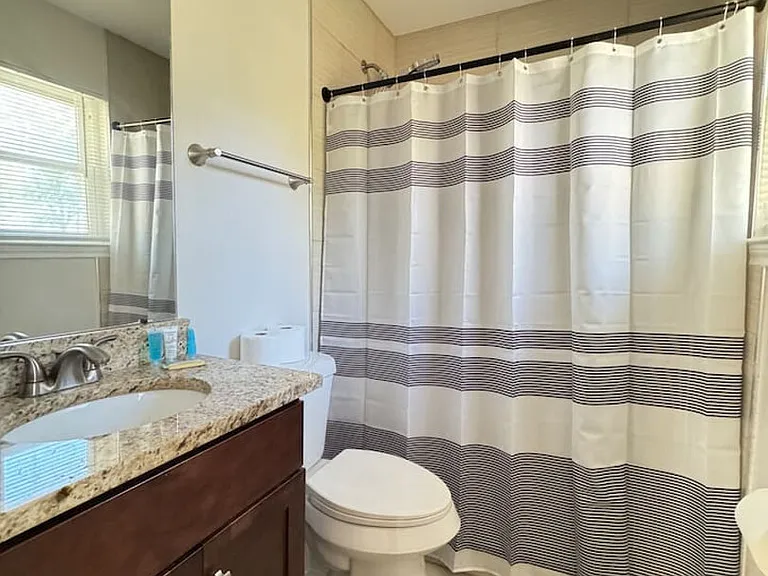 Topaz Ln — Photo 13
